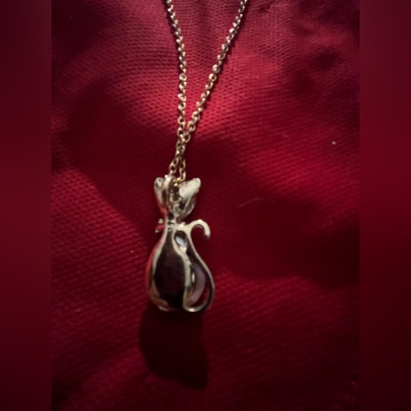 Cat Pendant w Bow Tie Necklace Set in Gold w Crystal Accents NWT Buyers Choice - Picture 5 of 7